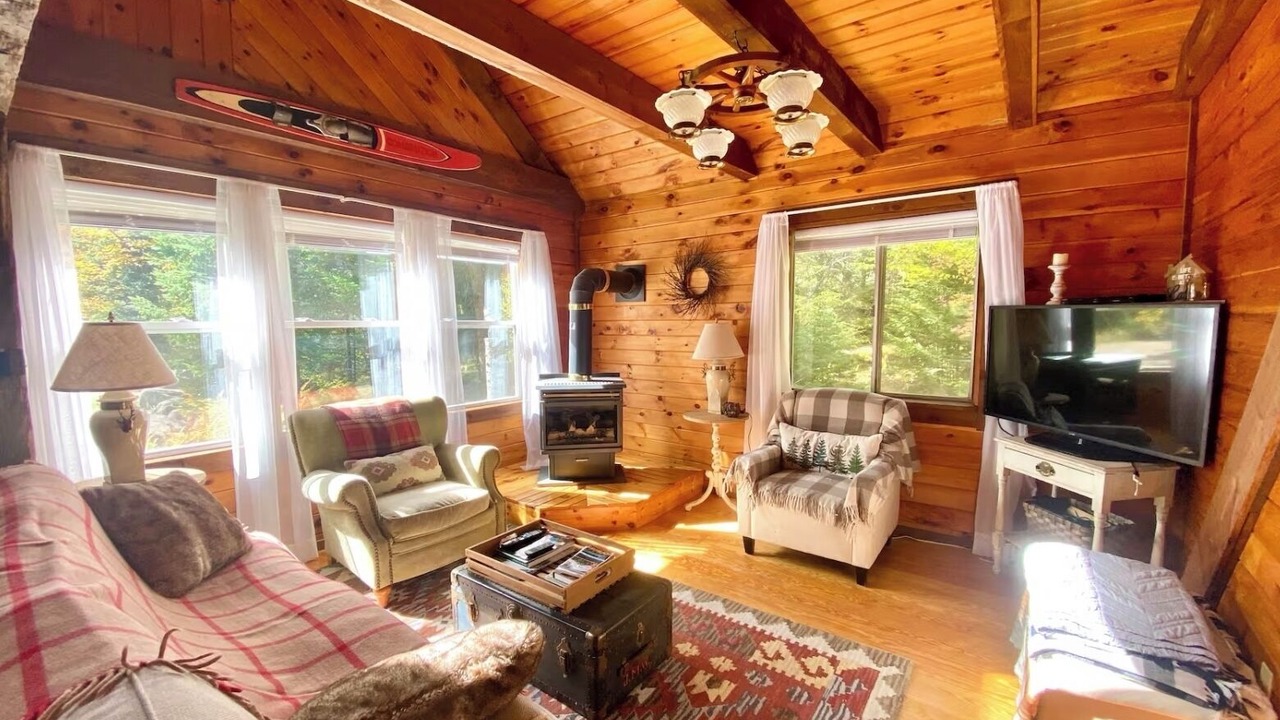 Photo of Livingroom in Schroon Lake