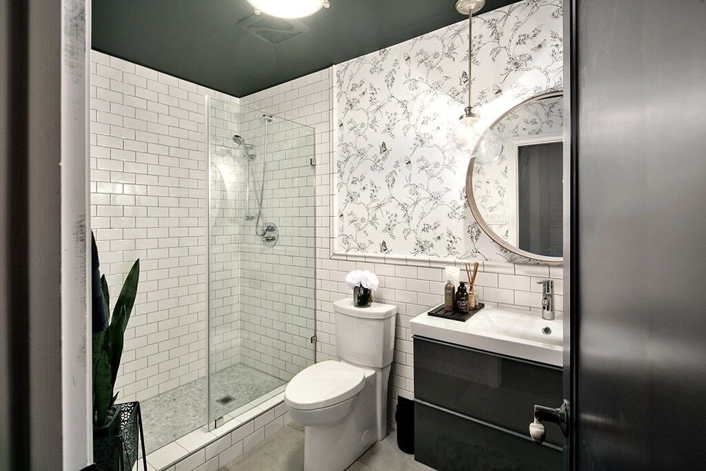 Photo of Bathroom in Wasaga Beach