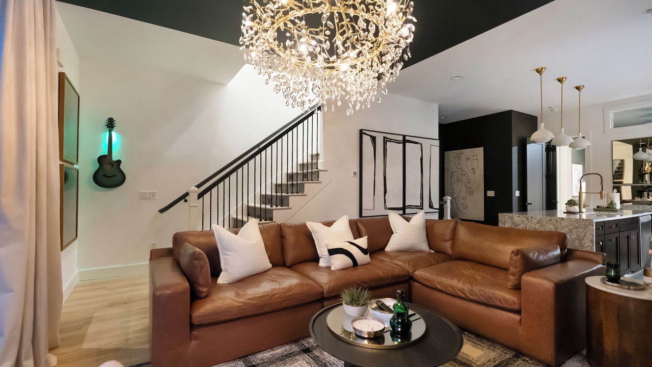 Photo of Livingroom in Talbot's Corner