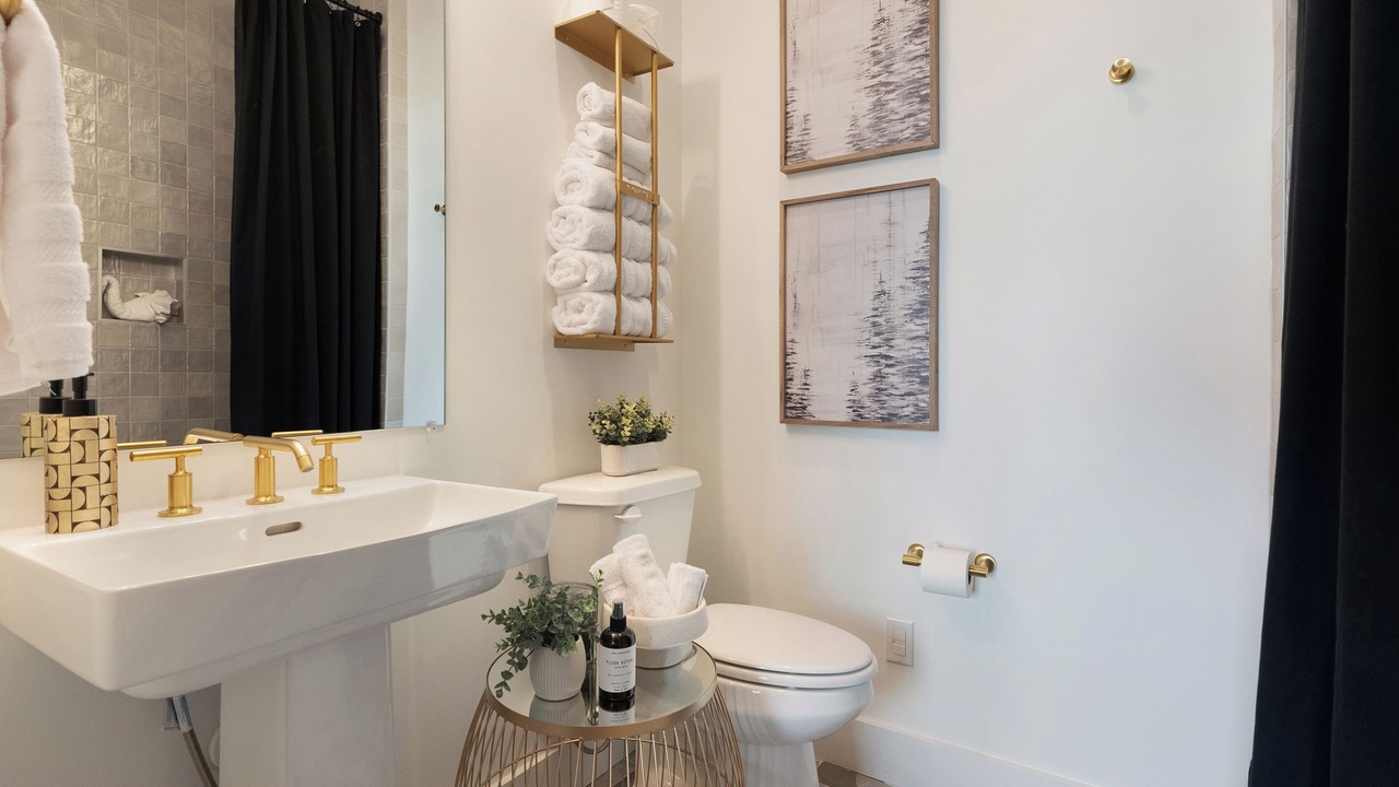 Photo of Bathroom in Talbot's Corner