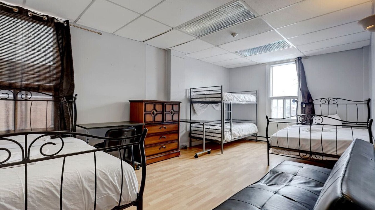 Photo of Bedroom in Parc Molson