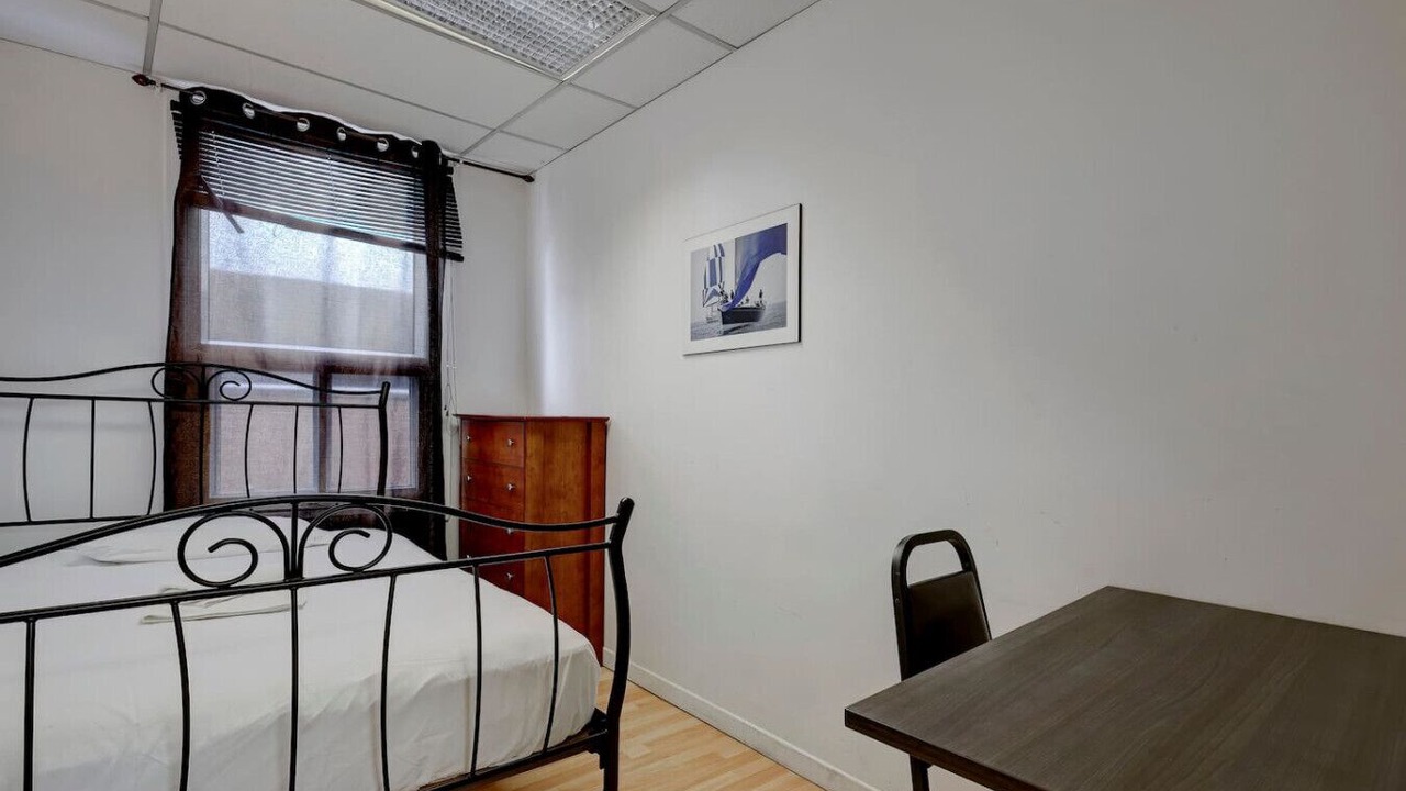 Photo of Bedroom in Parc Molson