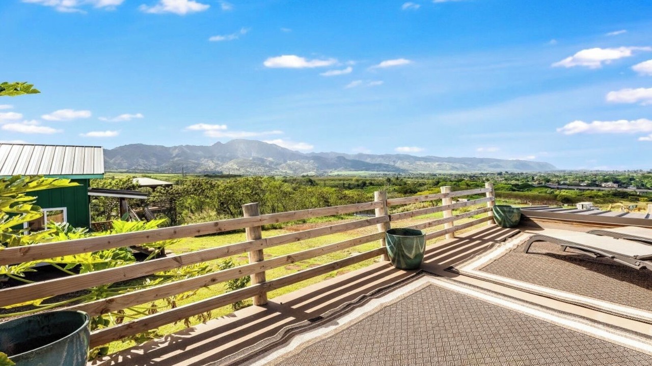 Photo of Patio Balcony in Waialee