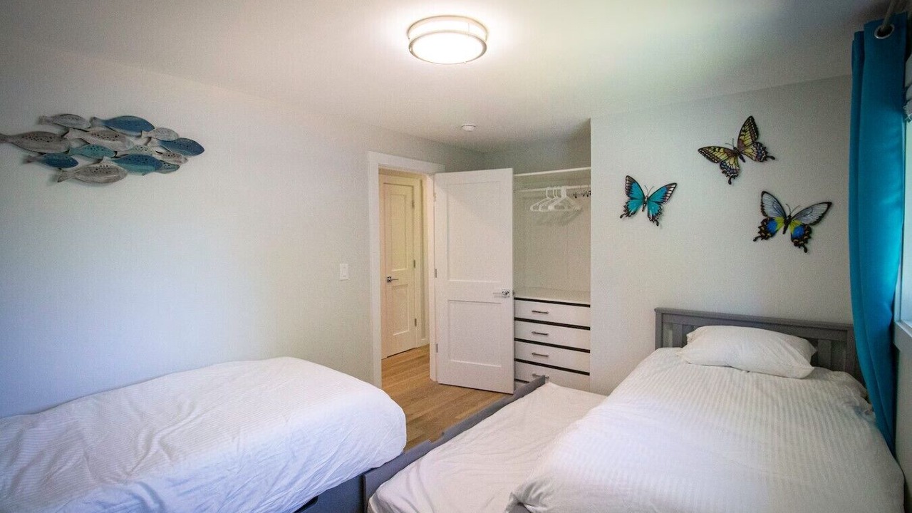 Photo of Bedroom in Mountlake Terrace