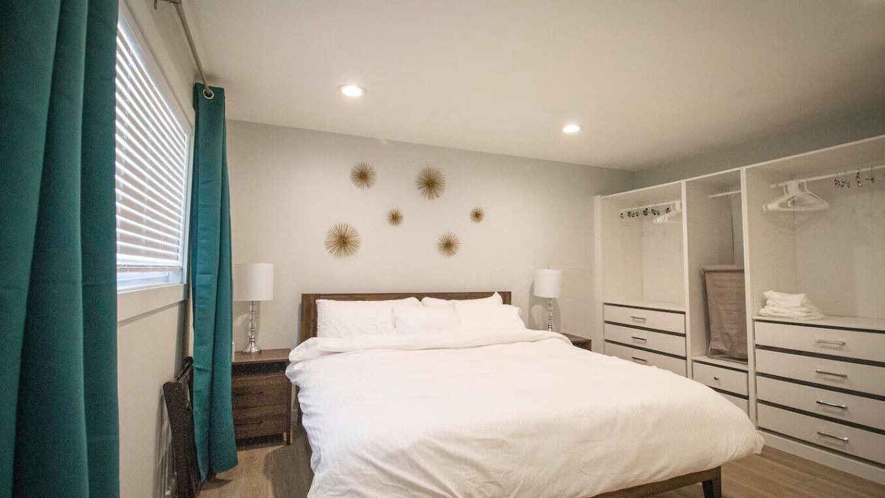 Photo of Bedroom in Mountlake Terrace