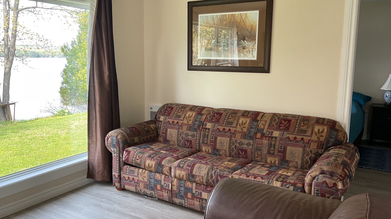 Photo of Livingroom in Rideau Lakes