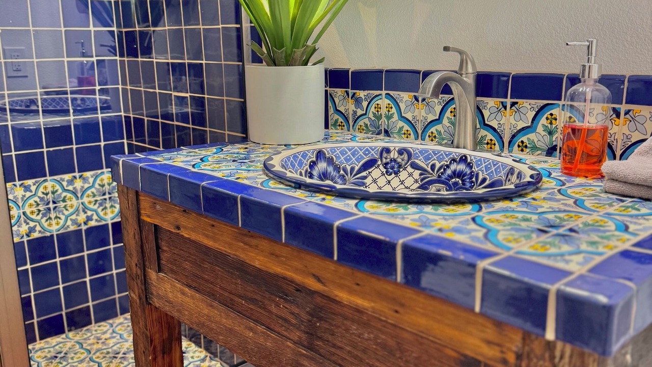 Photo of Bathroom in River Road