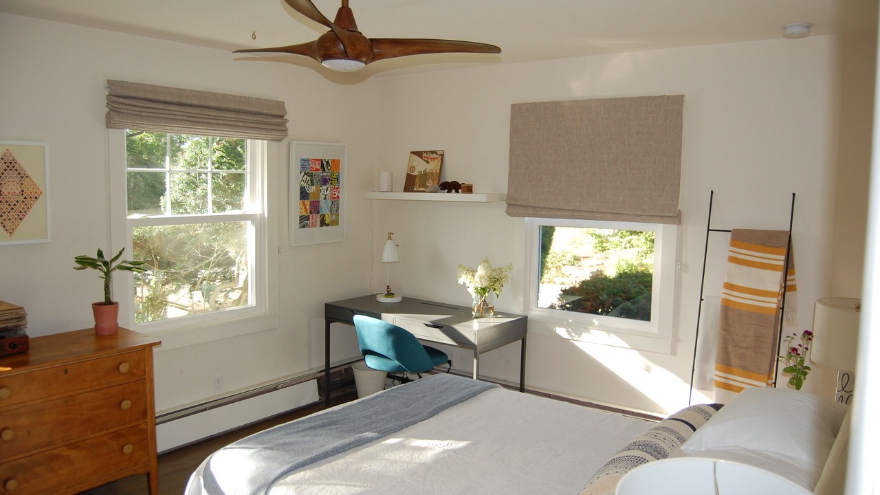 Photo of Bedroom in Wakefield-Peacedale