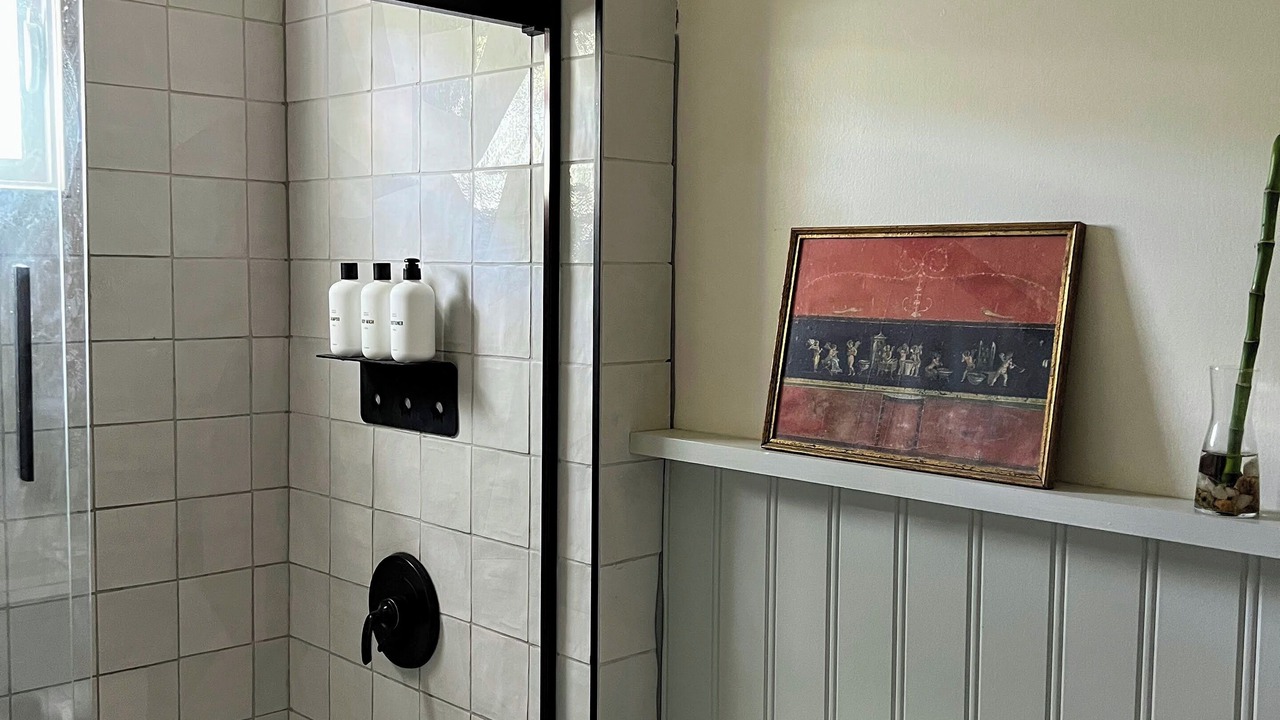 Photo of Bathroom in Wakefield-Peacedale