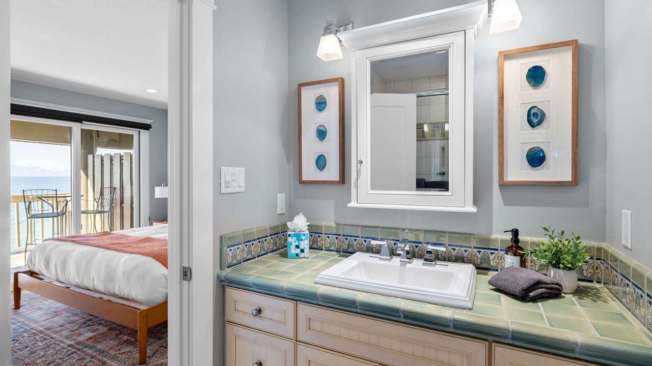 Photo of Bedroom in Tahoya Shores