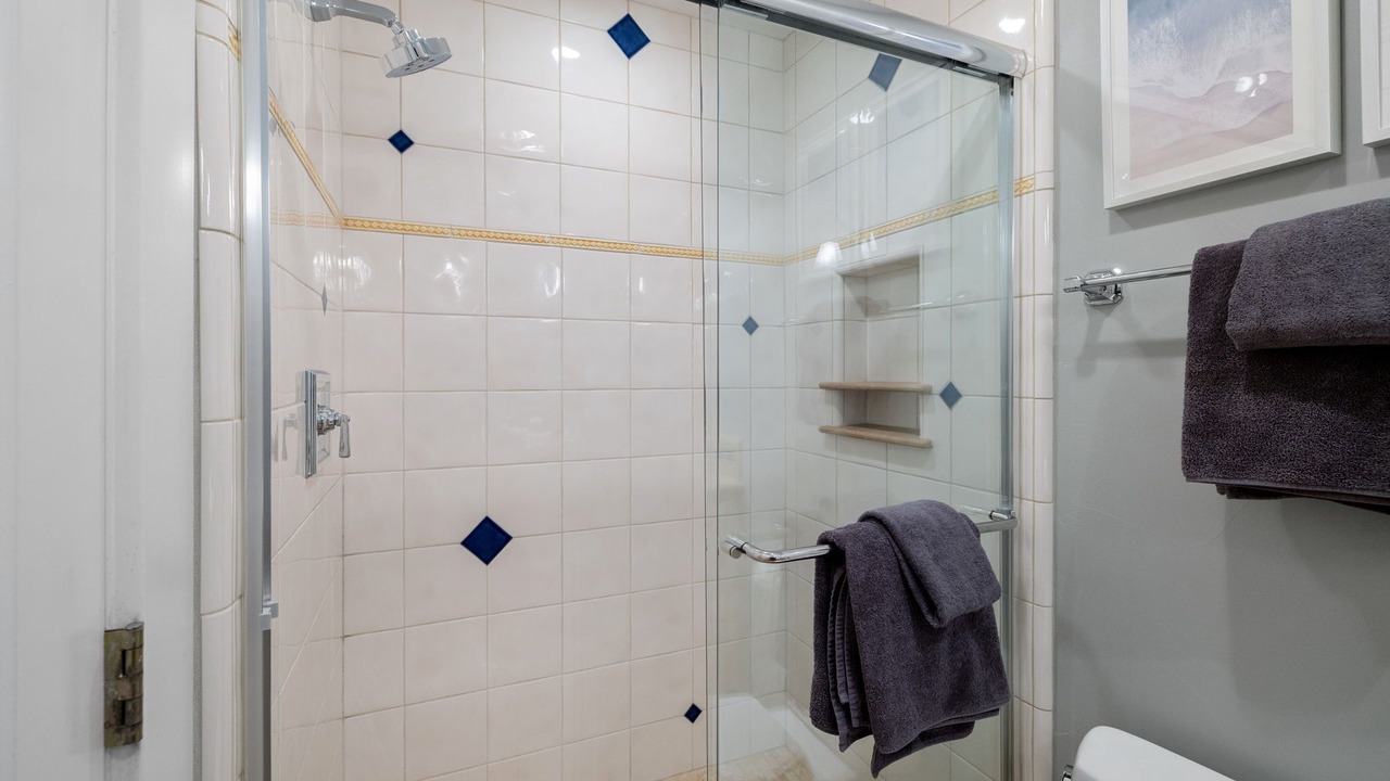 Photo of Bathroom in Tahoya Shores