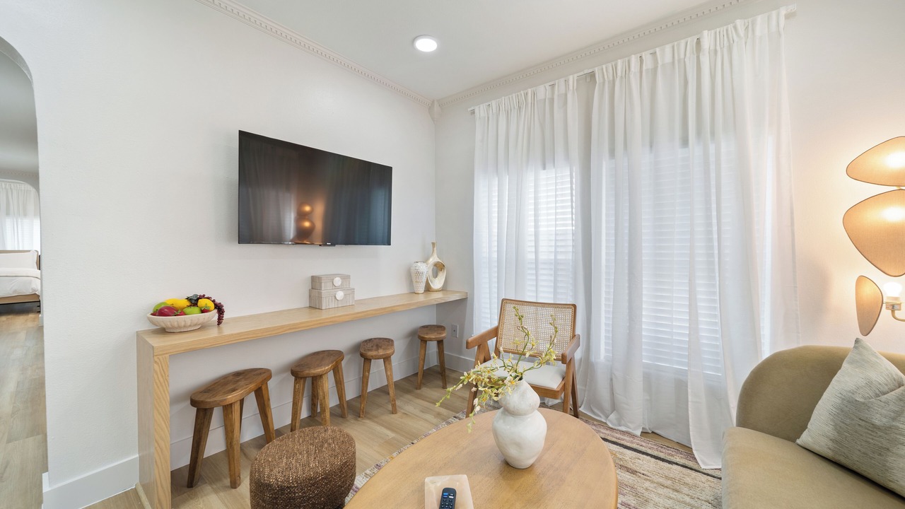 Photo of Livingroom in Greater East End