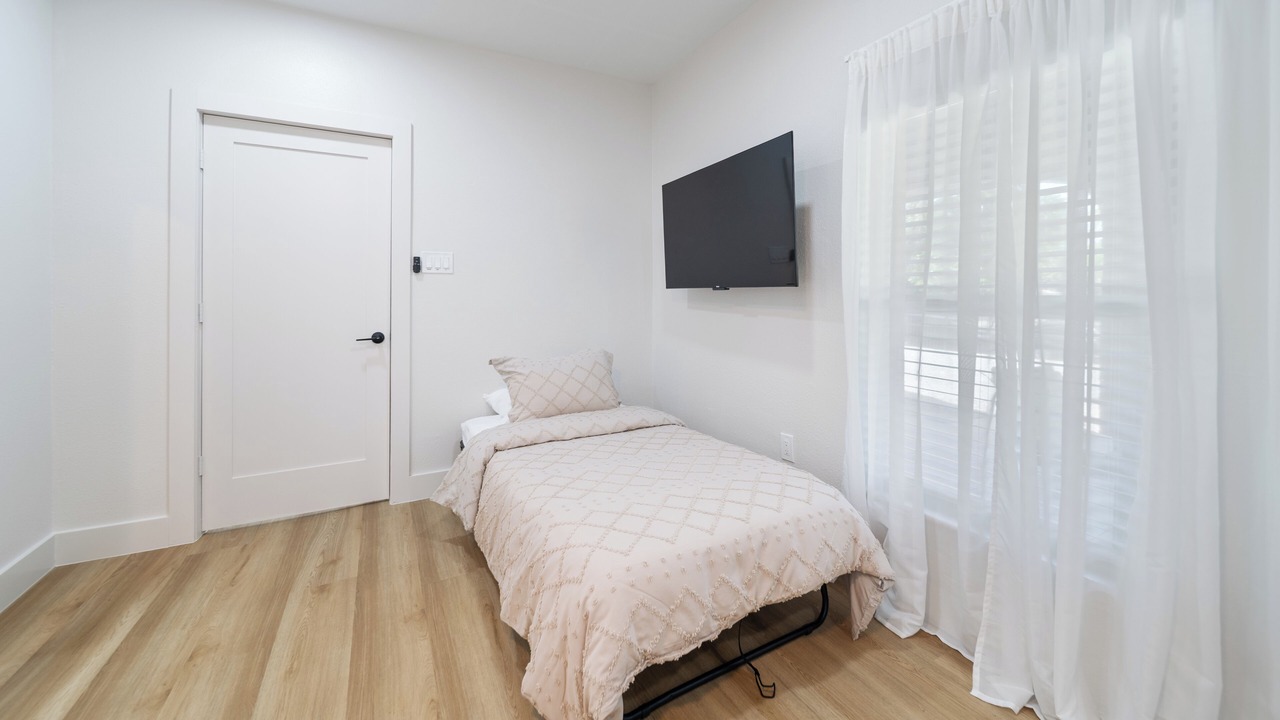 Photo of Bedroom in Greater East End