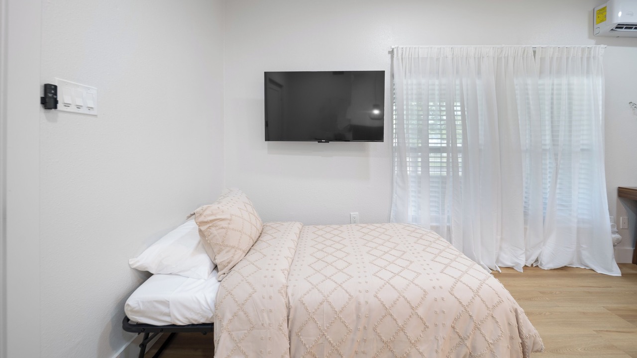 Photo of Bedroom in Greater East End