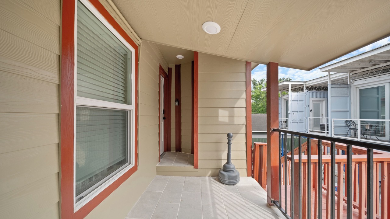 Photo of Patio Balcony in Greater East End