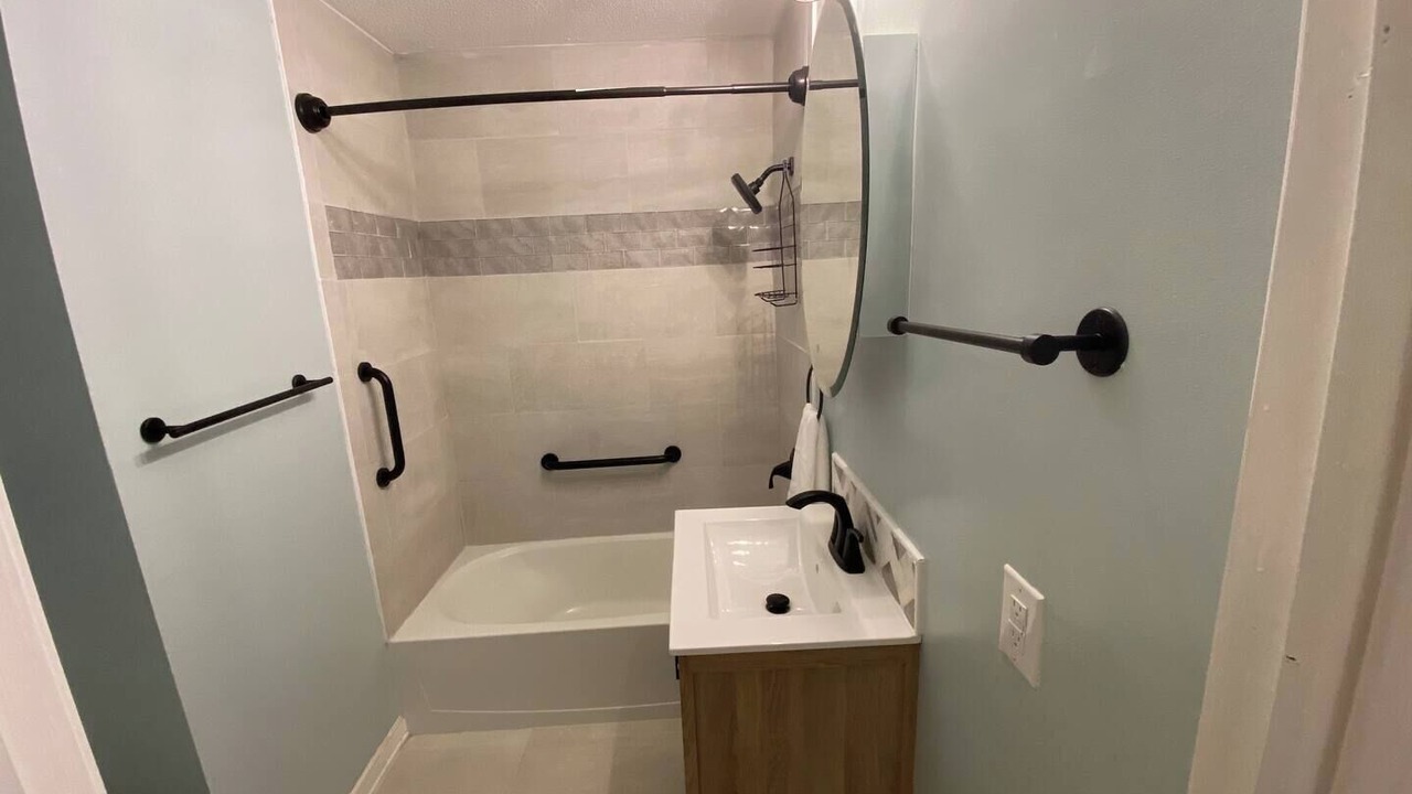 Photo of Bathroom in Beaufort