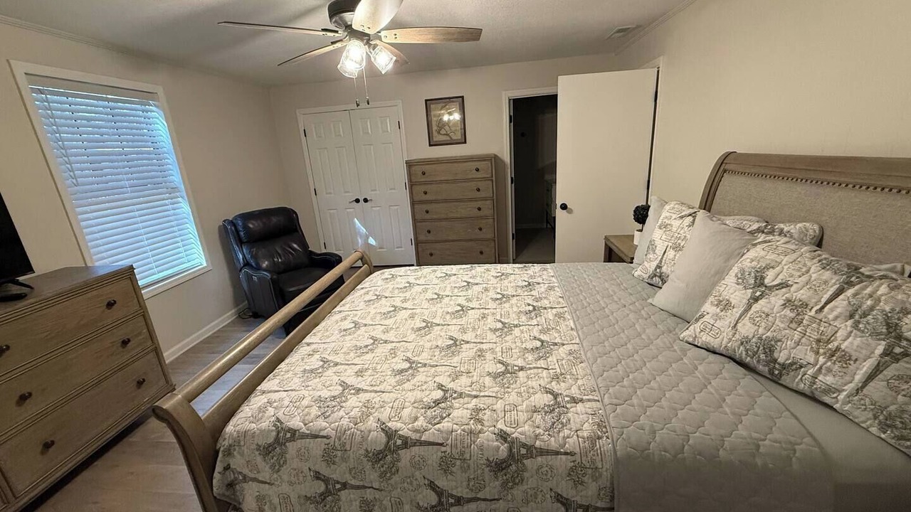 Photo of Bedroom in Beaufort