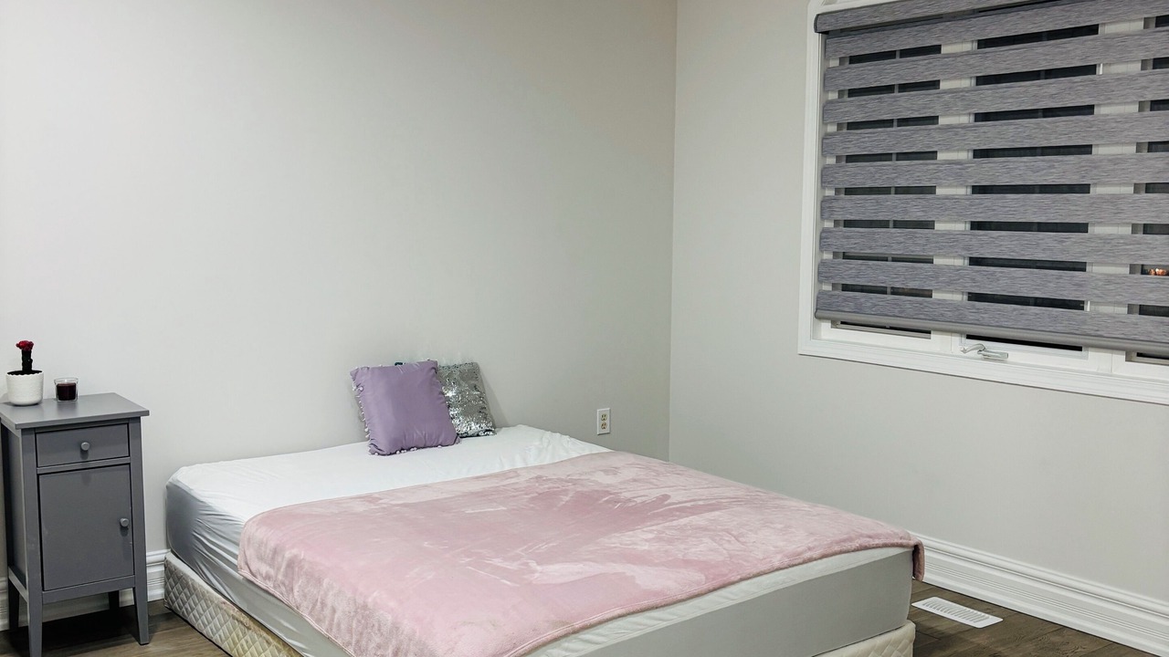 Photo of Bedroom in New Tecumseth