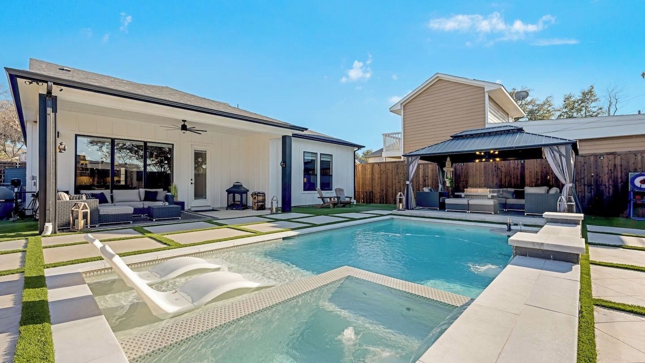 Photo of Outdoor in Dallas