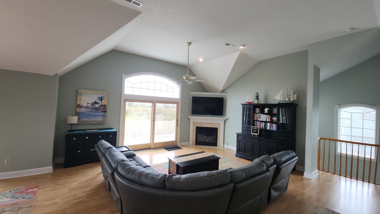 Photo of Livingroom in Admiral Estates