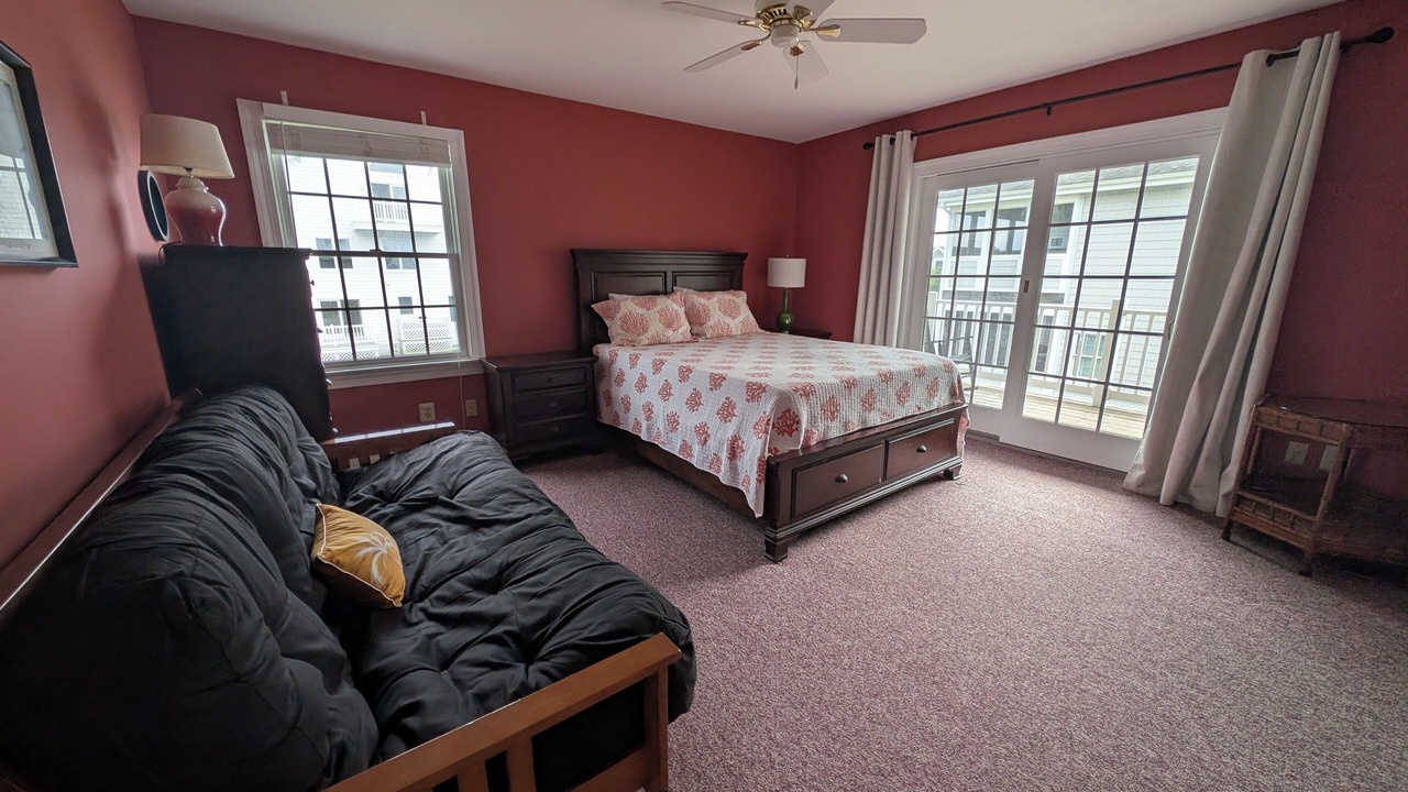 Photo of Bedroom in Admiral Estates