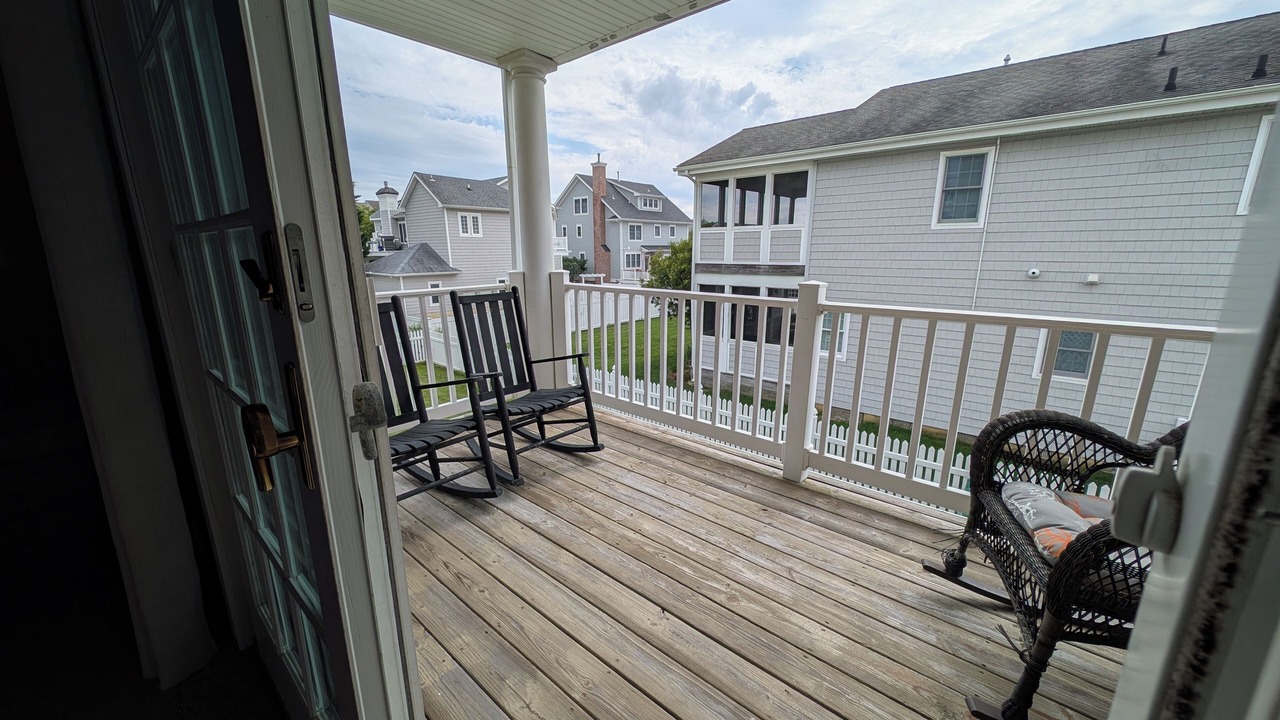 Photo of Outdoor in Admiral Estates