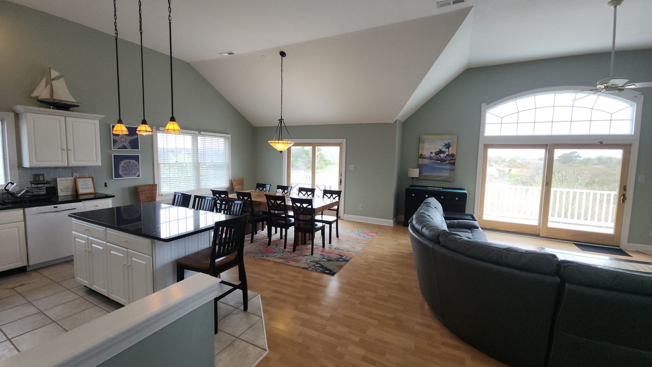 Photo of Livingroom in Admiral Estates