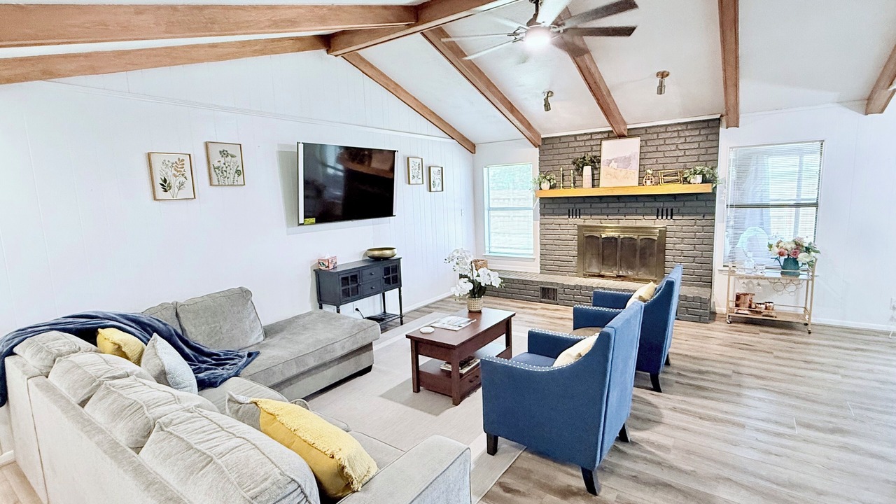 Photo of Livingroom in Brownwood