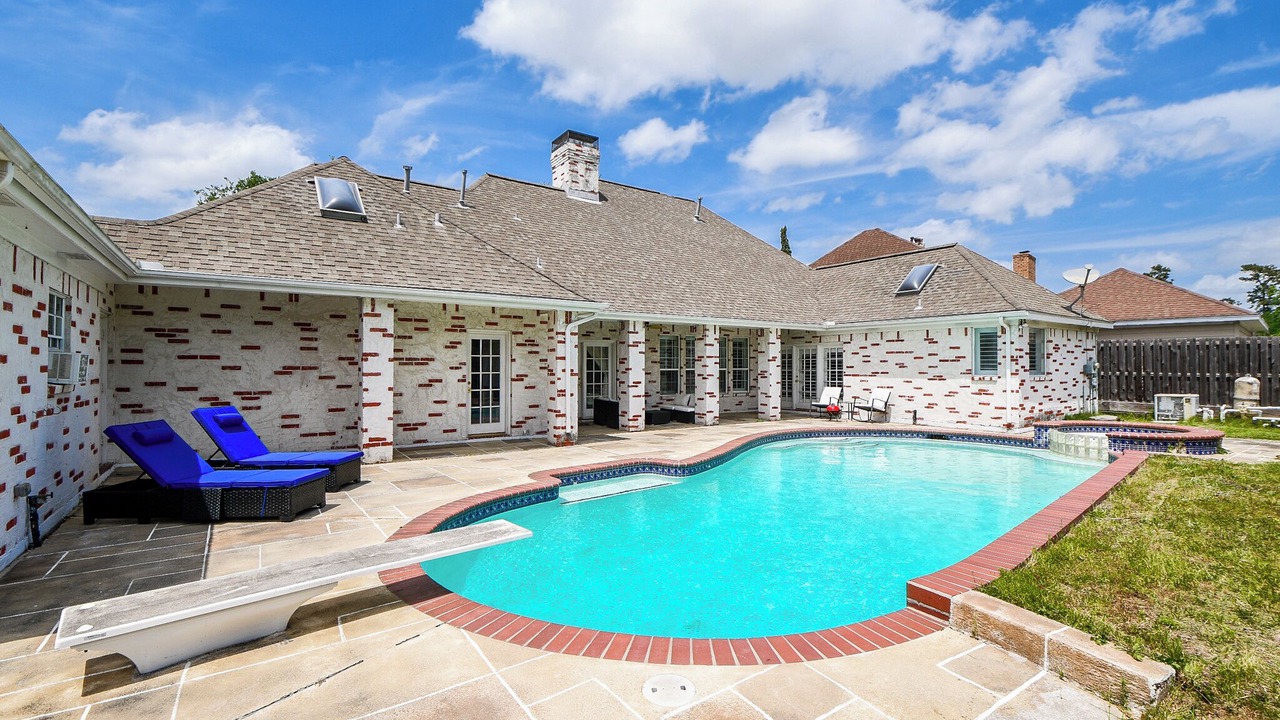 Photo of Outdoor in Woodforest