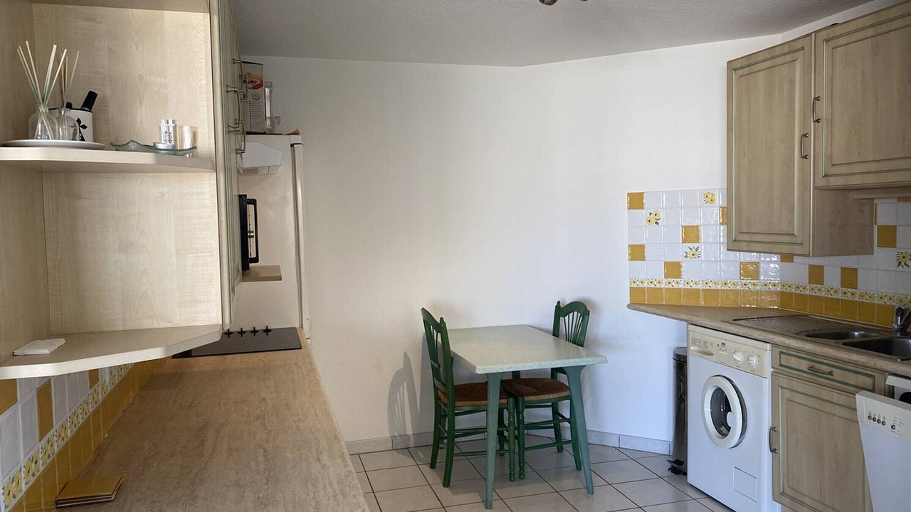 Photo of Kitchen in La Jetee