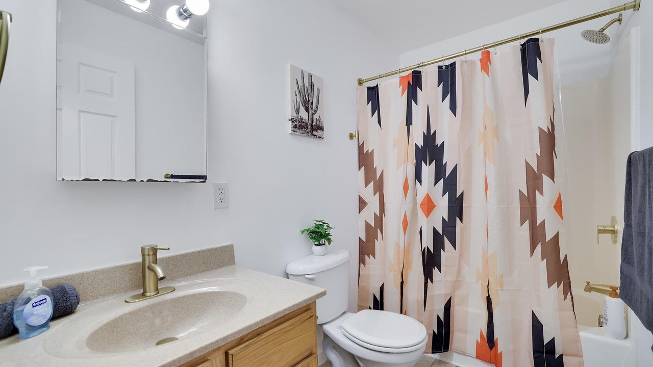 Photo of Bathroom in Hickory Hills