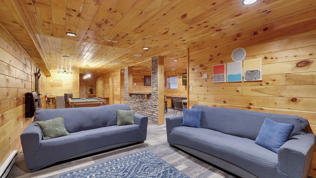 Photo of Livingroom in Hickory Hills