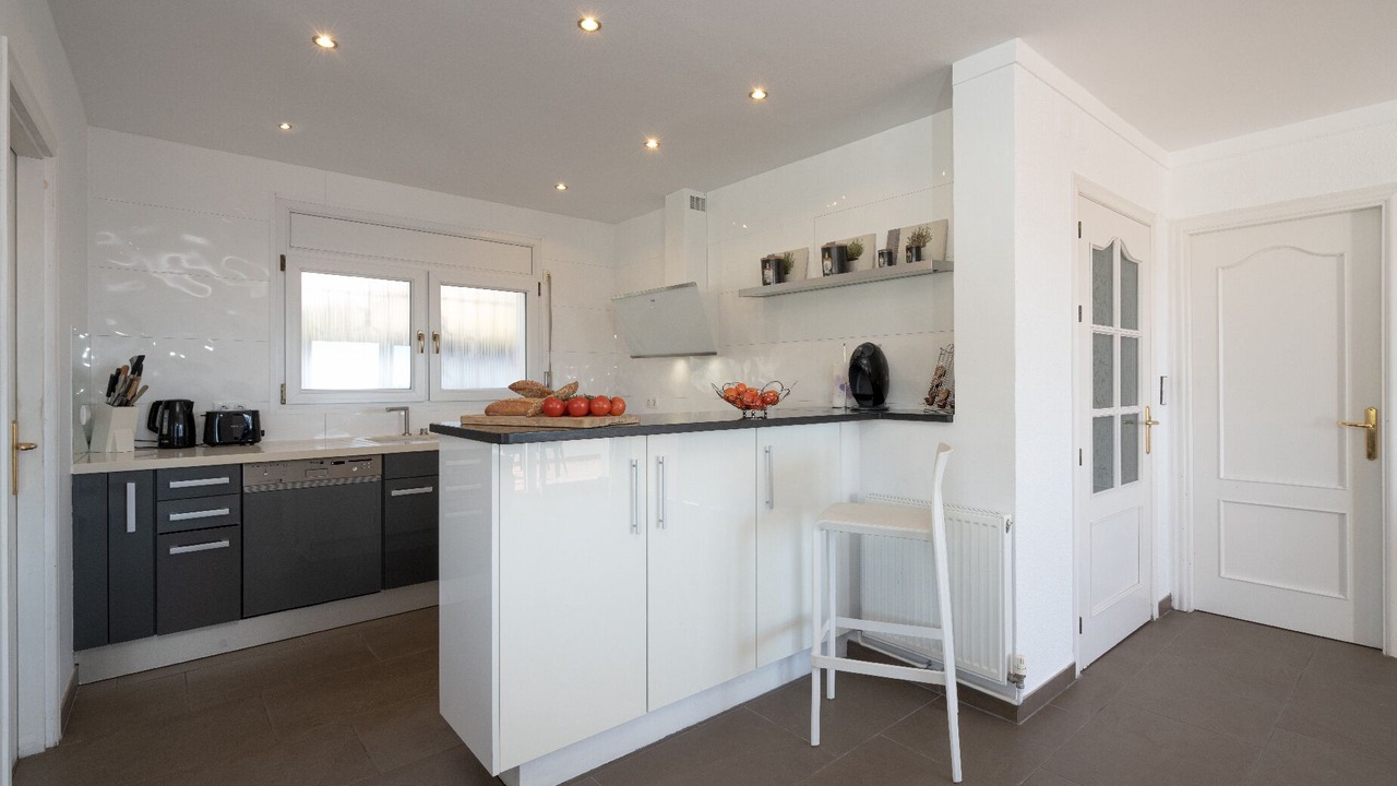 Photo of Kitchen in Roses