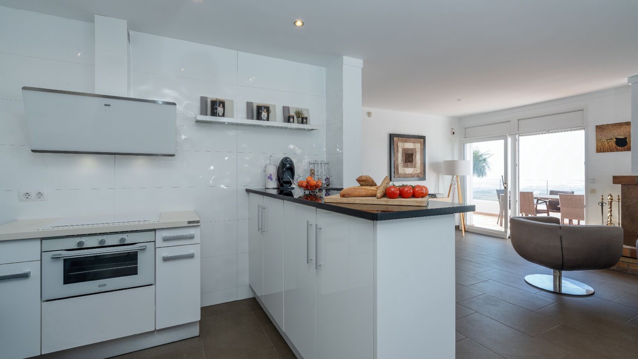 Photo of Kitchen in Roses
