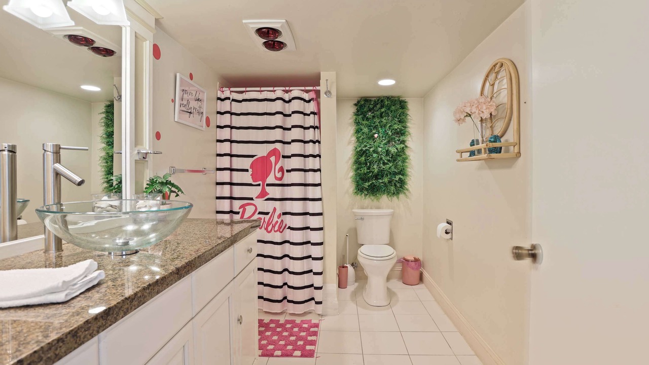 Photo of Bathroom in Midtown Sacramento