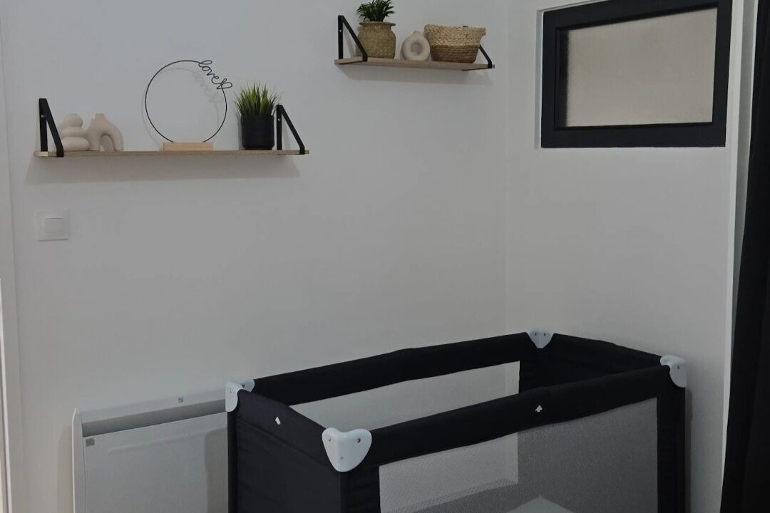 Photo of Bedroom in Troyes