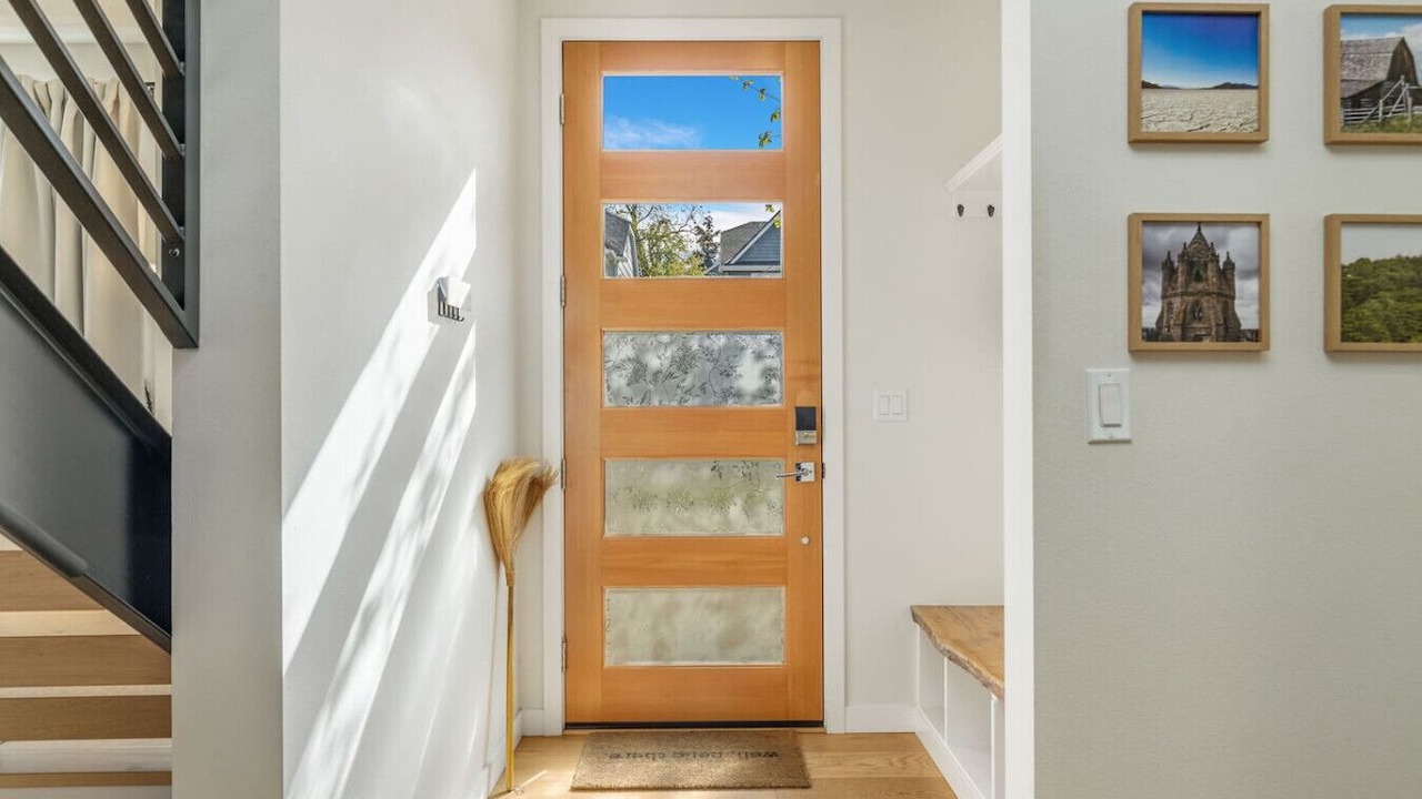 Photo of Others in North Beacon Hill