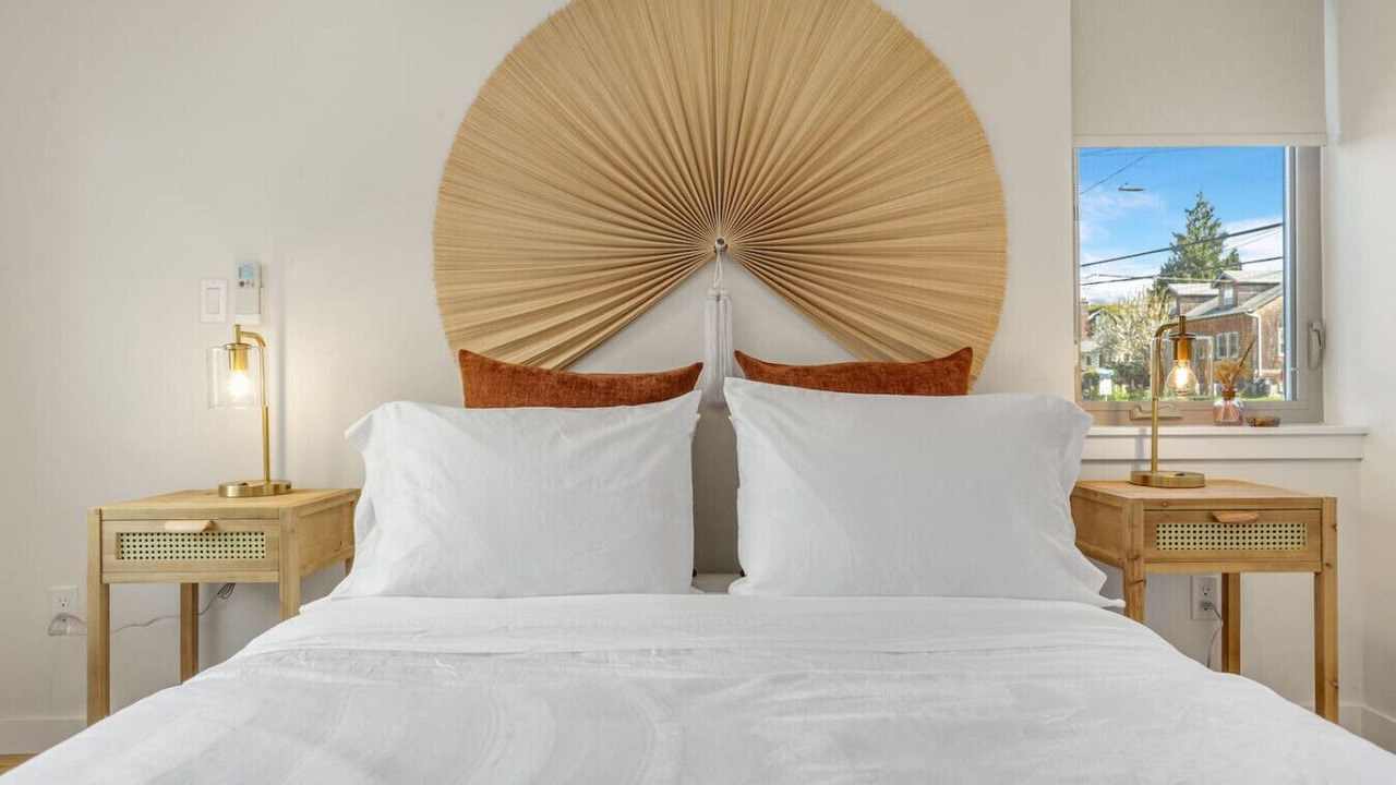 Photo of Bedroom in North Beacon Hill