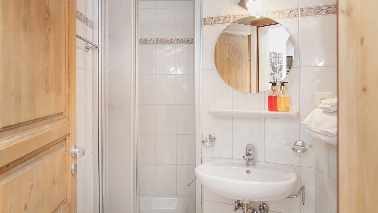 Photo of Bathroom in Champex-Lac