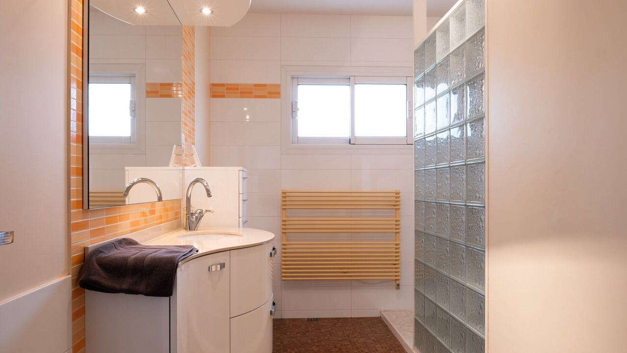 Photo of Others in Varades