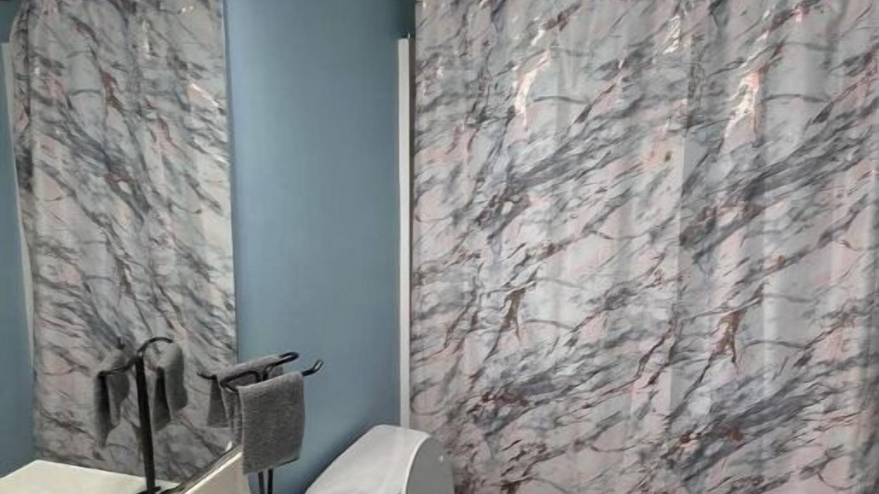 Photo of Bathroom in Crown Point