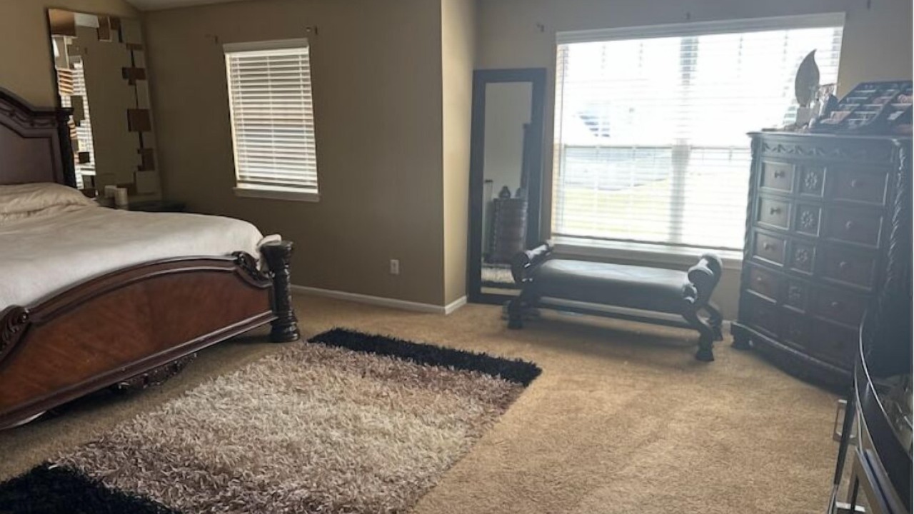 Photo of Bedroom in Crown Point