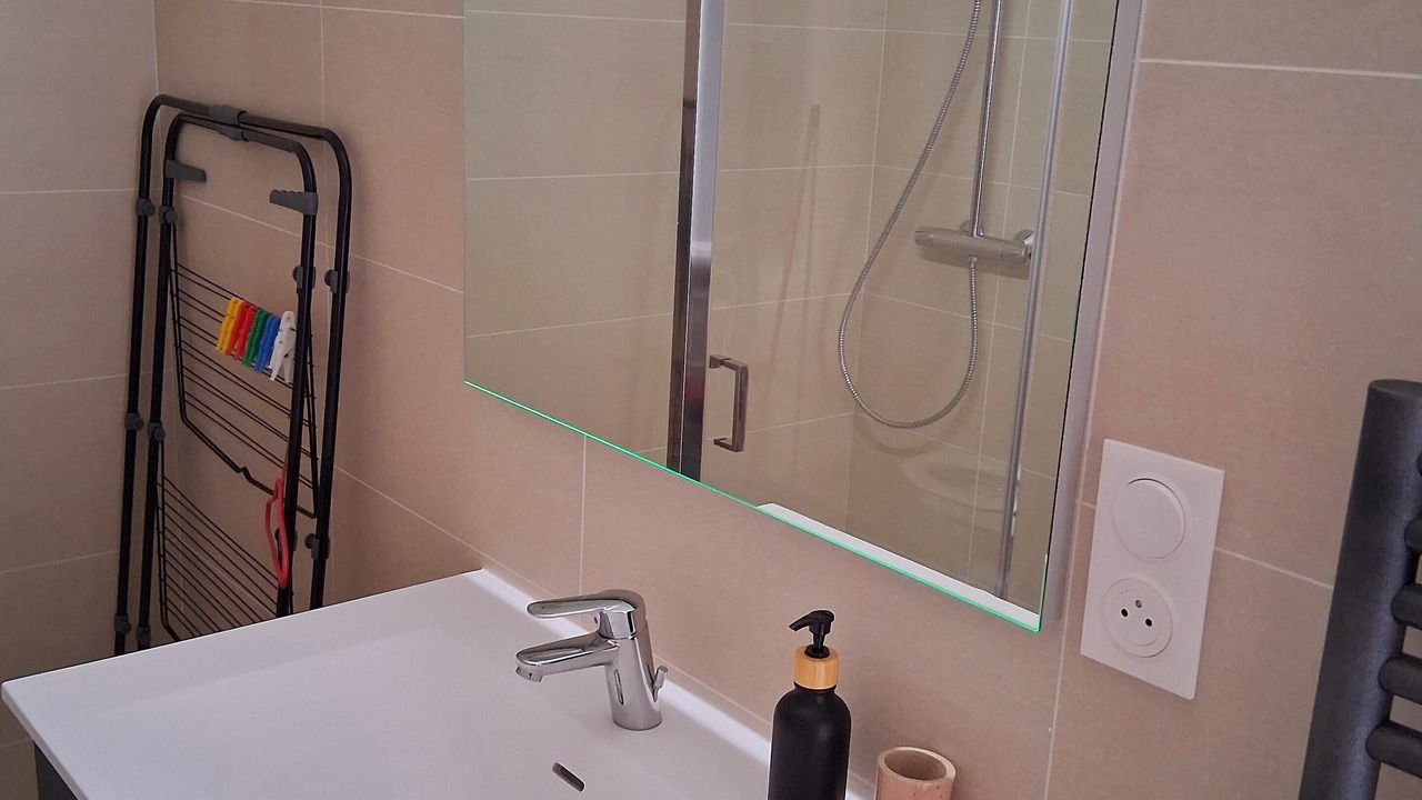 Photo of Bathroom in Barneville-Carteret