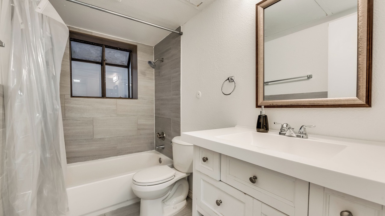 Photo of Bathroom in Vickery Meadow