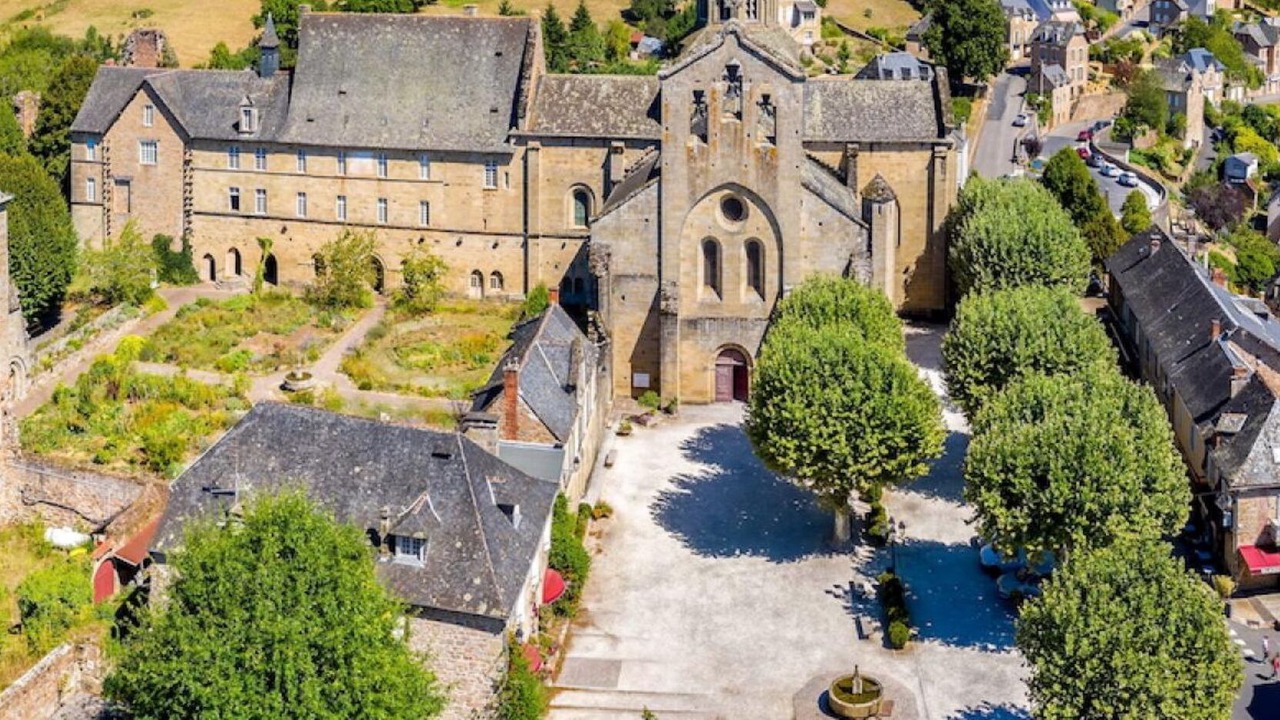 Photo of Others in Cornil