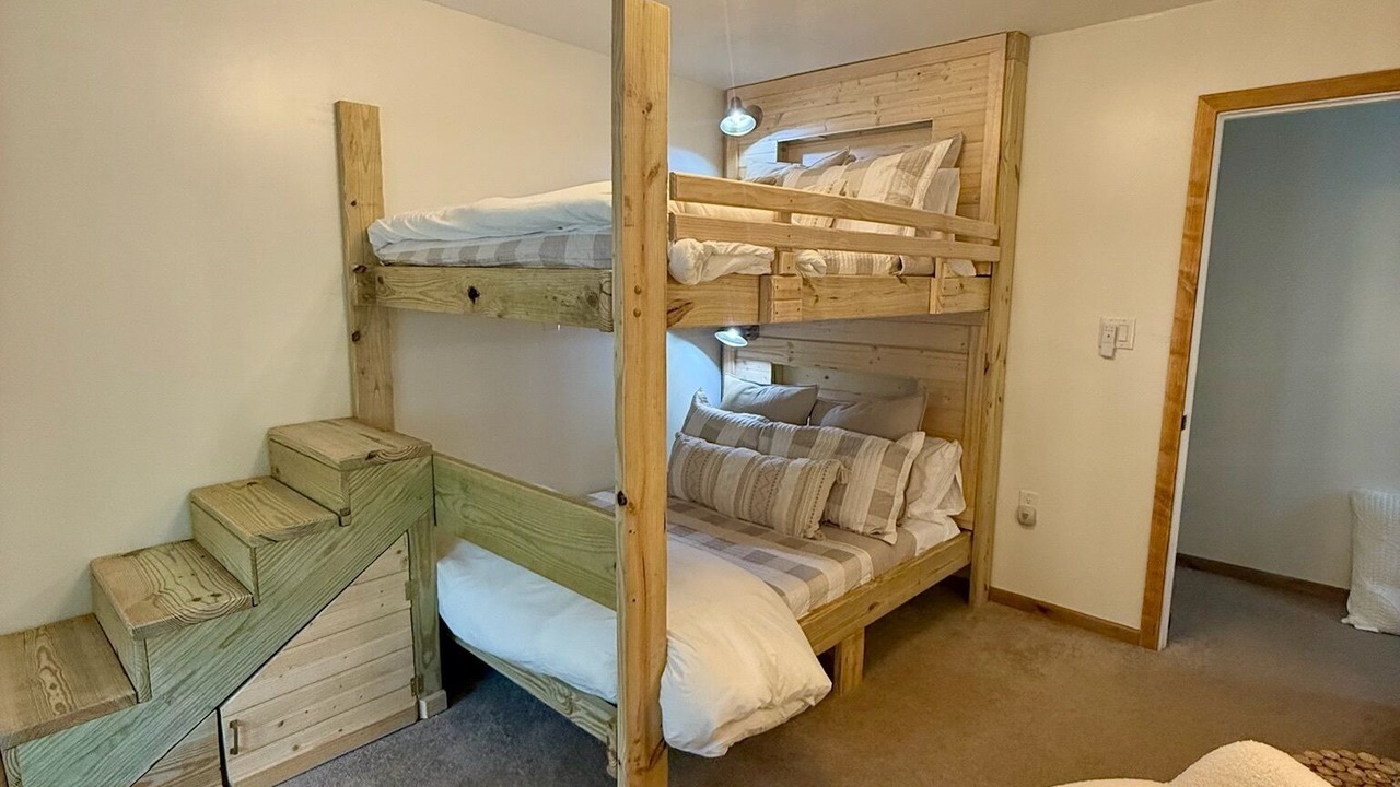 Photo of Bedroom in Unaka