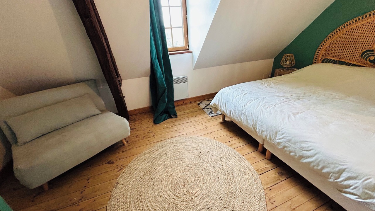 Photo of Bedroom in Lorleau