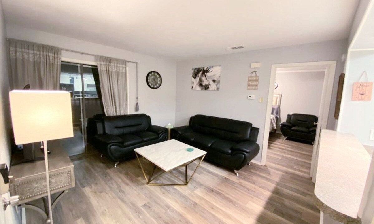 Photo of Livingroom in Lake Highlands