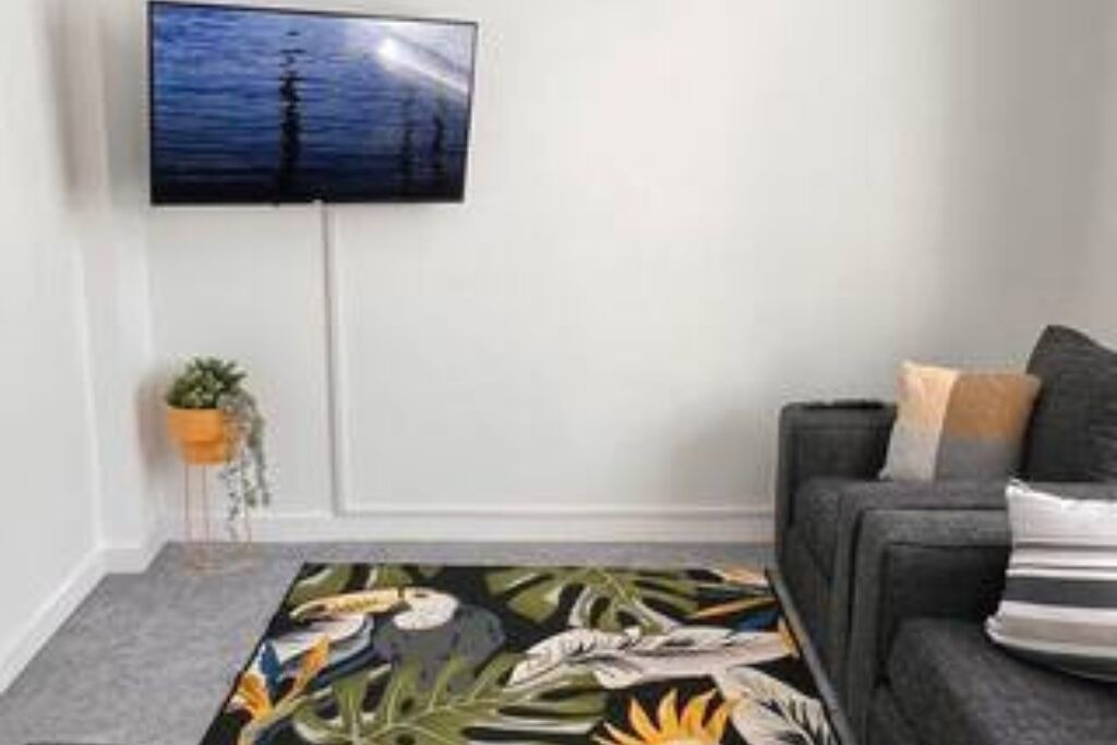 Photo of Livingroom in Trelewis