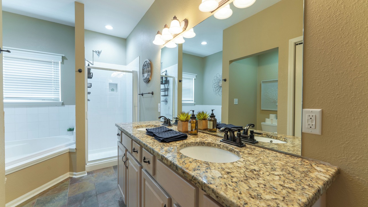 Photo of Bathroom in Camdenton